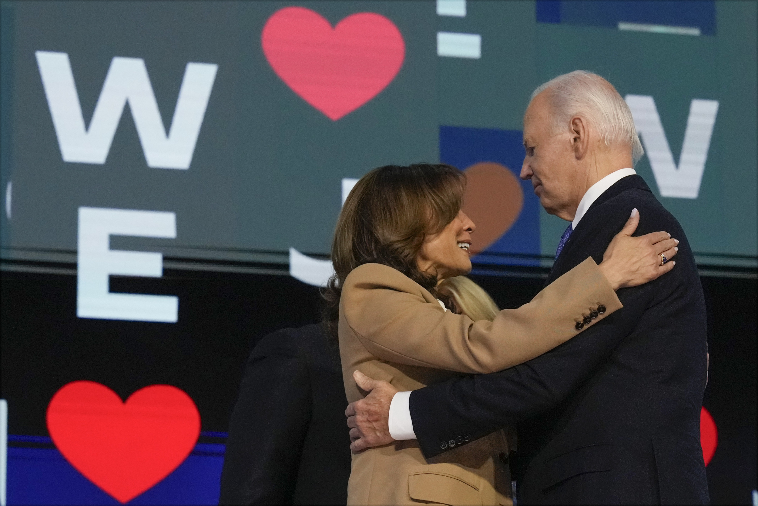 kamala-harris-joe-biden-dnc.jpg